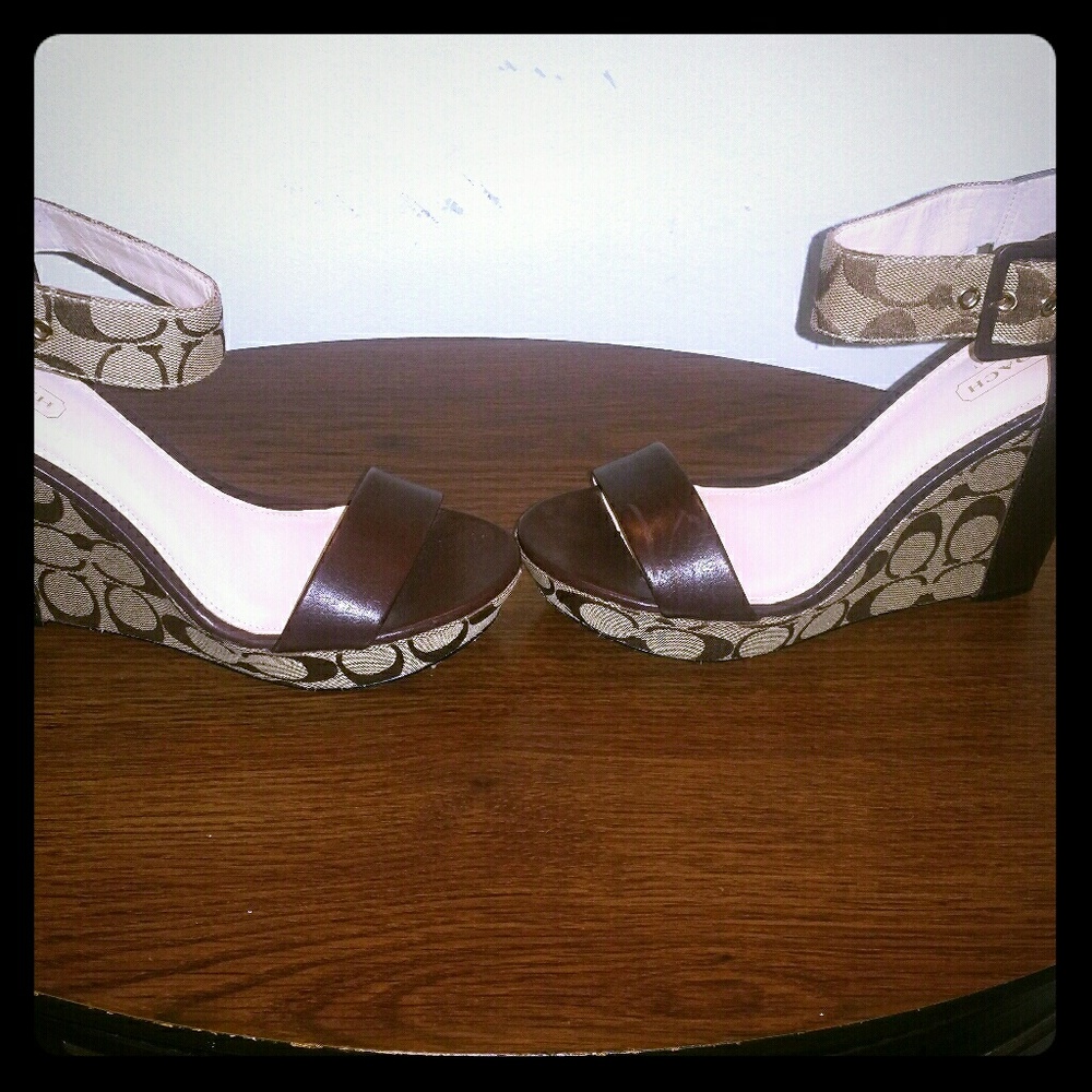 Coach Wedges - Picture 1 of 5